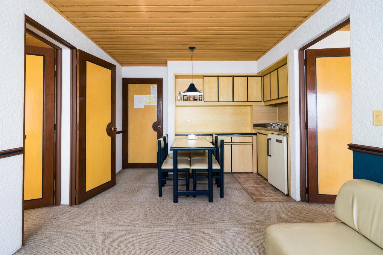 Real 97 Aparthotel